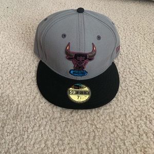 Men’s fitted hat